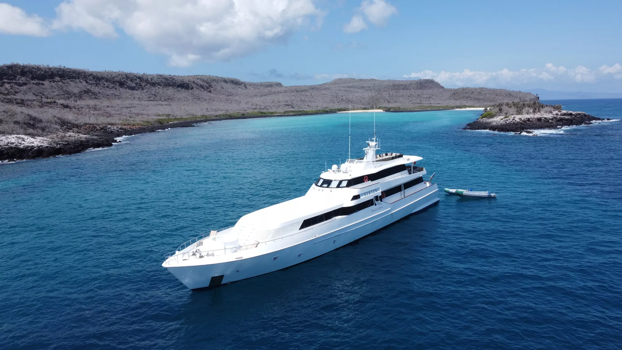 Pikaia Private Yacht