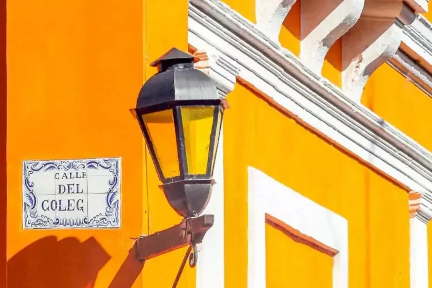 Colonia Colorful Street