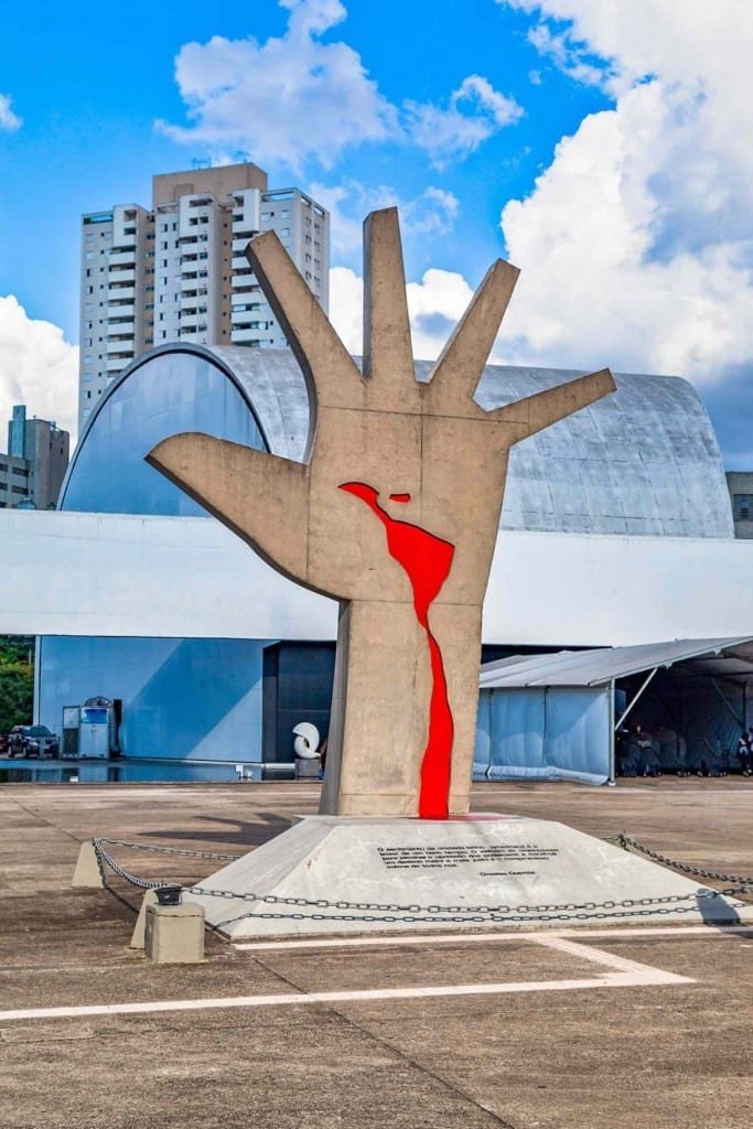 Brazil-Private-Custom-Travel-Design-Sao-Paulo-Monument monument in Sao Paulo hand with blood like stain on the the palm