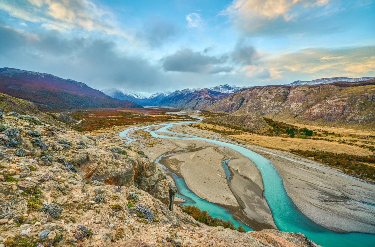 Landed-Travel-Private-Travel-Sunset-River-Los-Glaciares-Argentina Arial photo river Los Glaciares Argentina