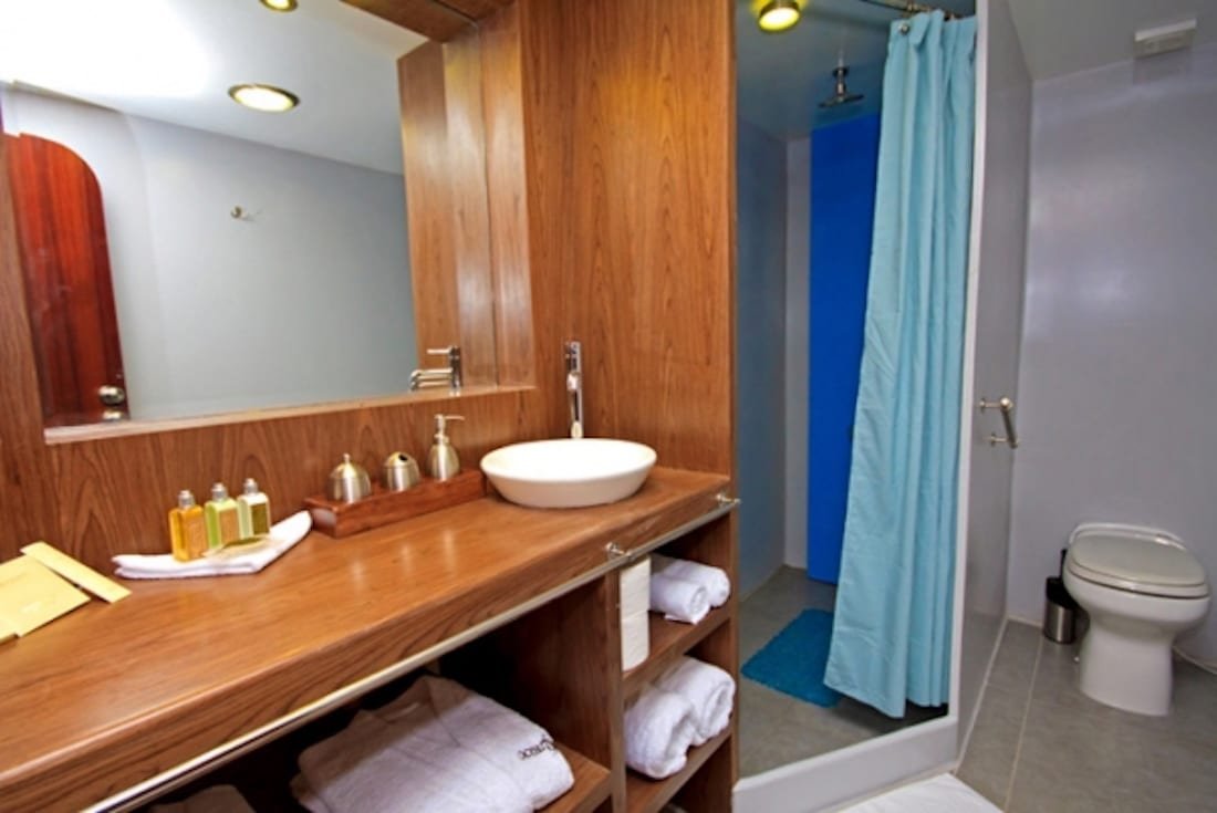 Ocean-Spray-Motor-Catamaran-Charter-Galapagos2 Ocean-Spray-Motor-Catamaran-Charter-Galapagos2