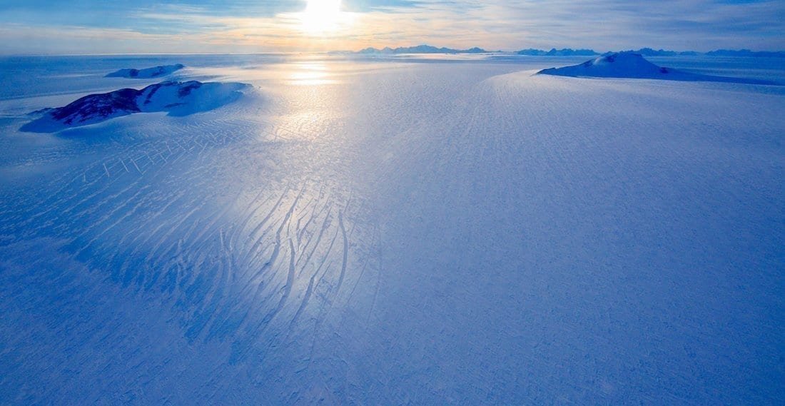 Antarctica-Luxury-Lodge-Whichaway-Camp View of expansive white Antarctic Tundra from Antarctic hotel Whichaway Camp