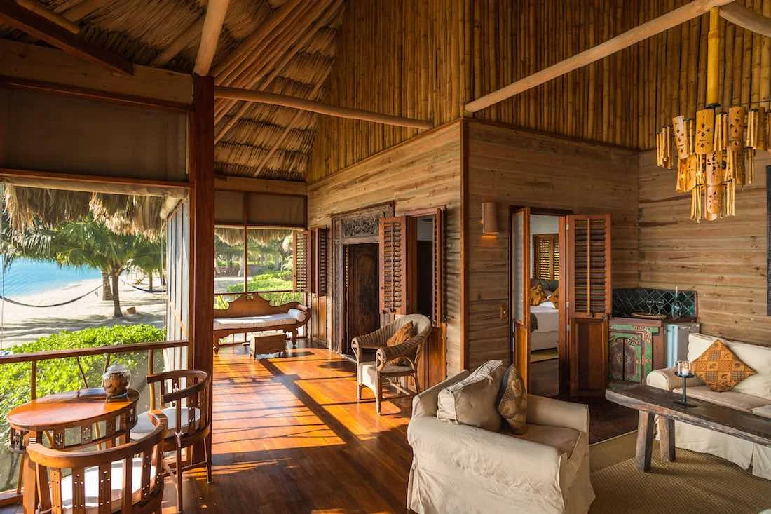 Seafront Villa - Porch