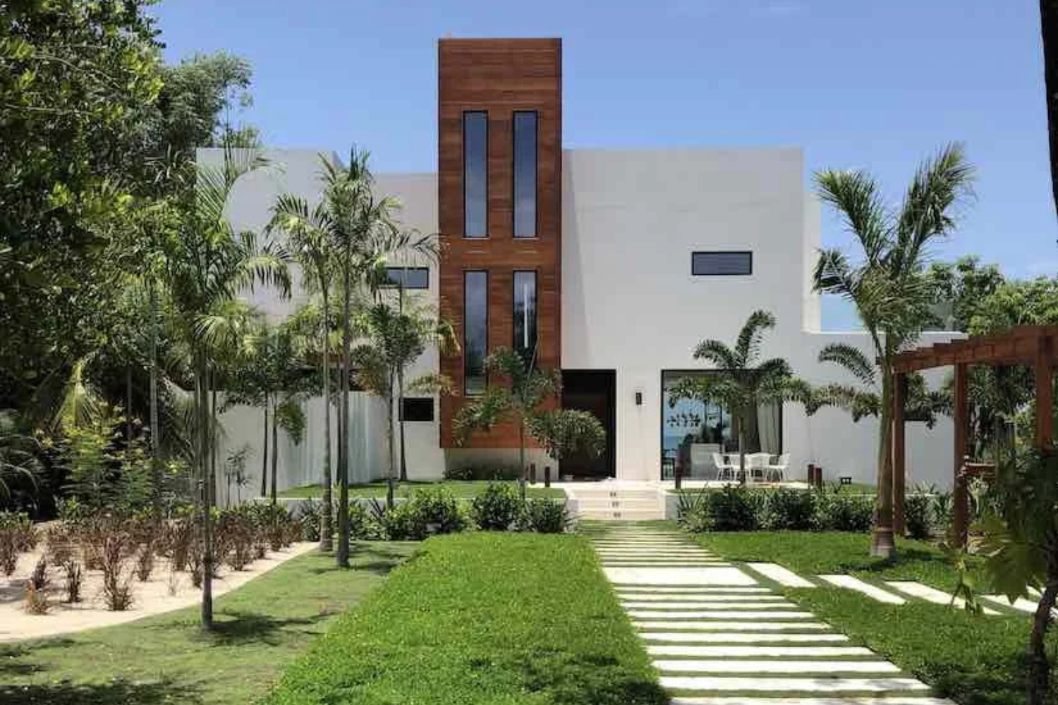 The-Beach-House-Placencia