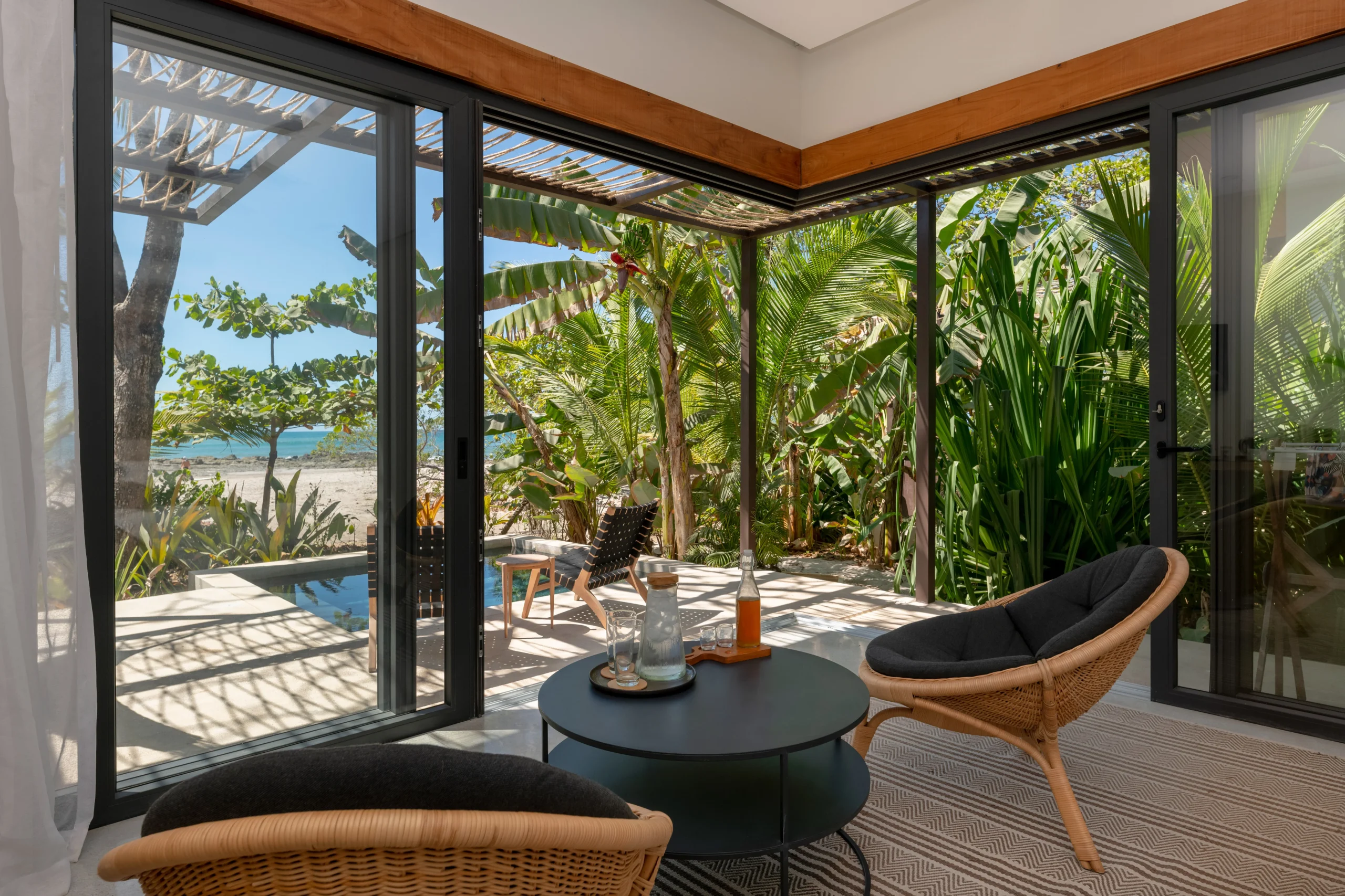Ninta Beachfront Bungalow