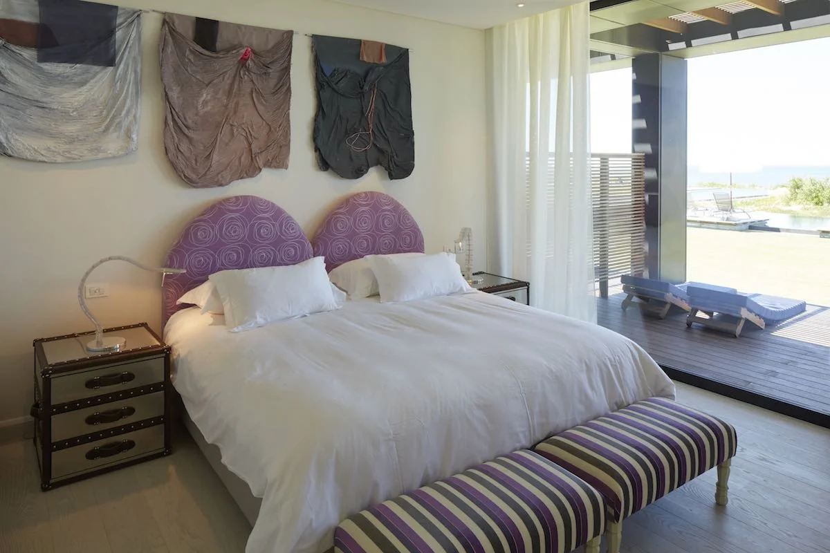 Isabel Master Suite- Zinc Negro Bungalow