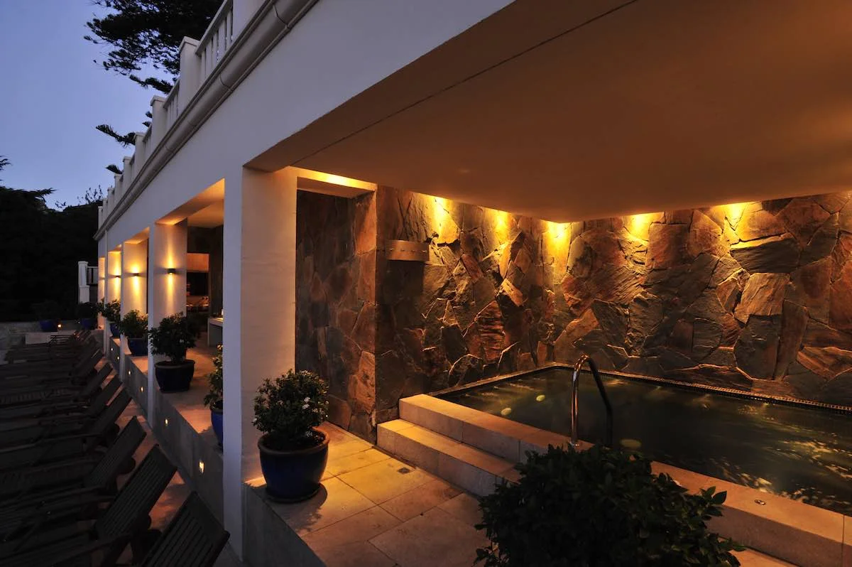 Casa Higueras jacuzzi