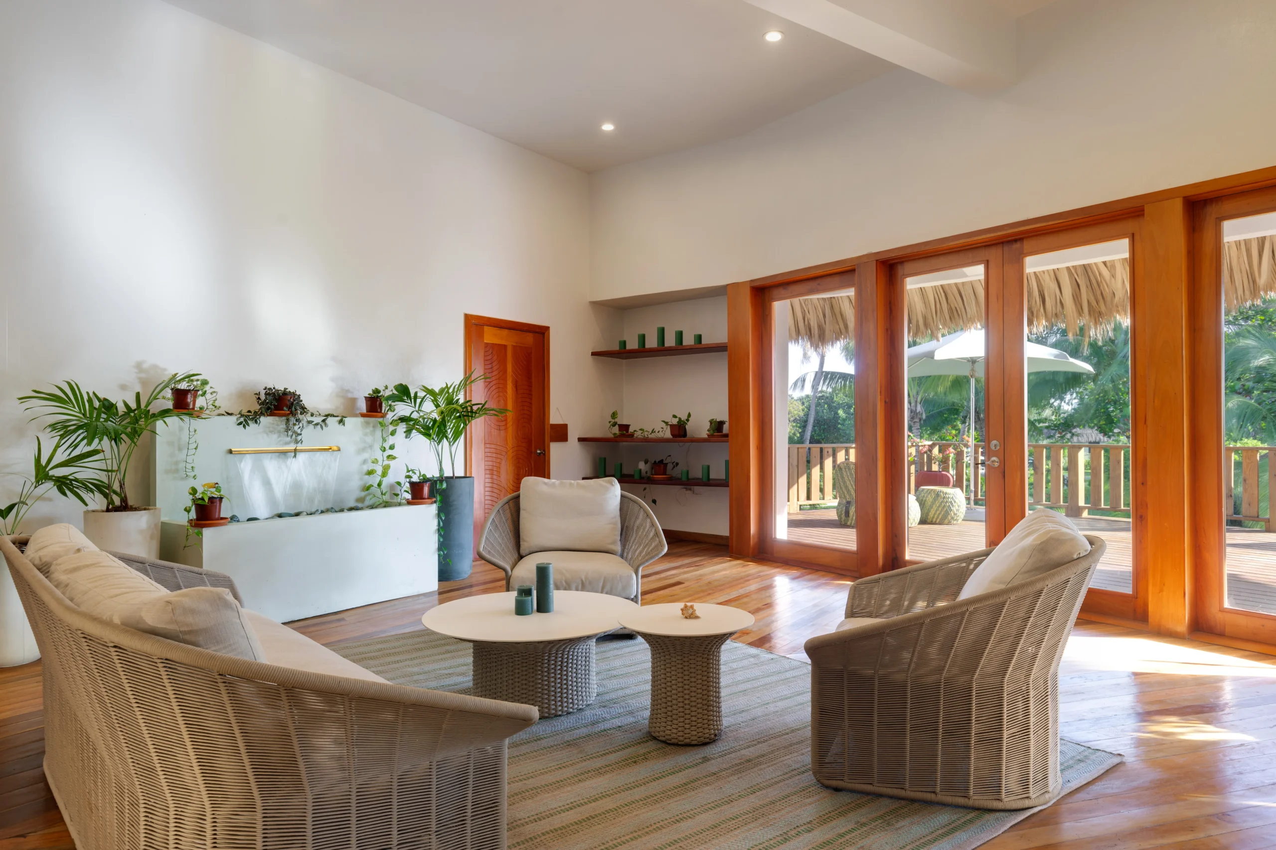 Seabreeze Luxury Villa