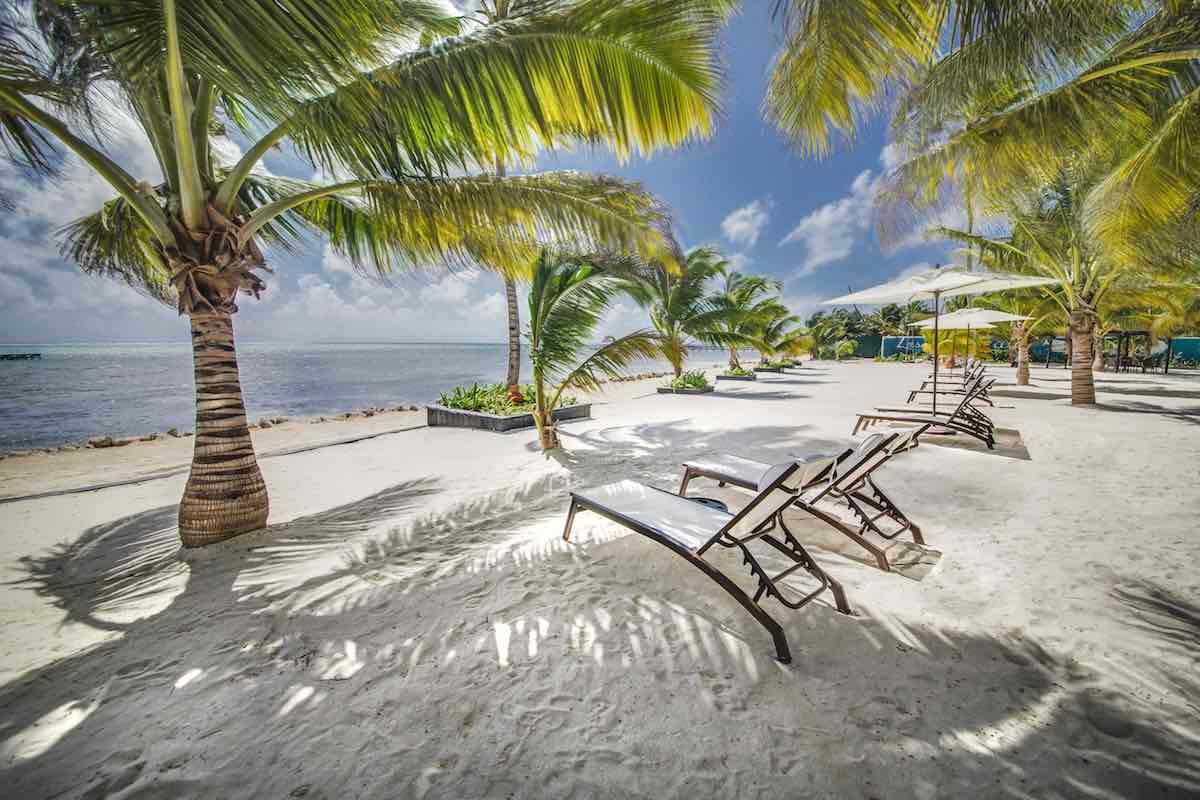 Las Terrazas: Beachfront Boutique Resort in Belize ...