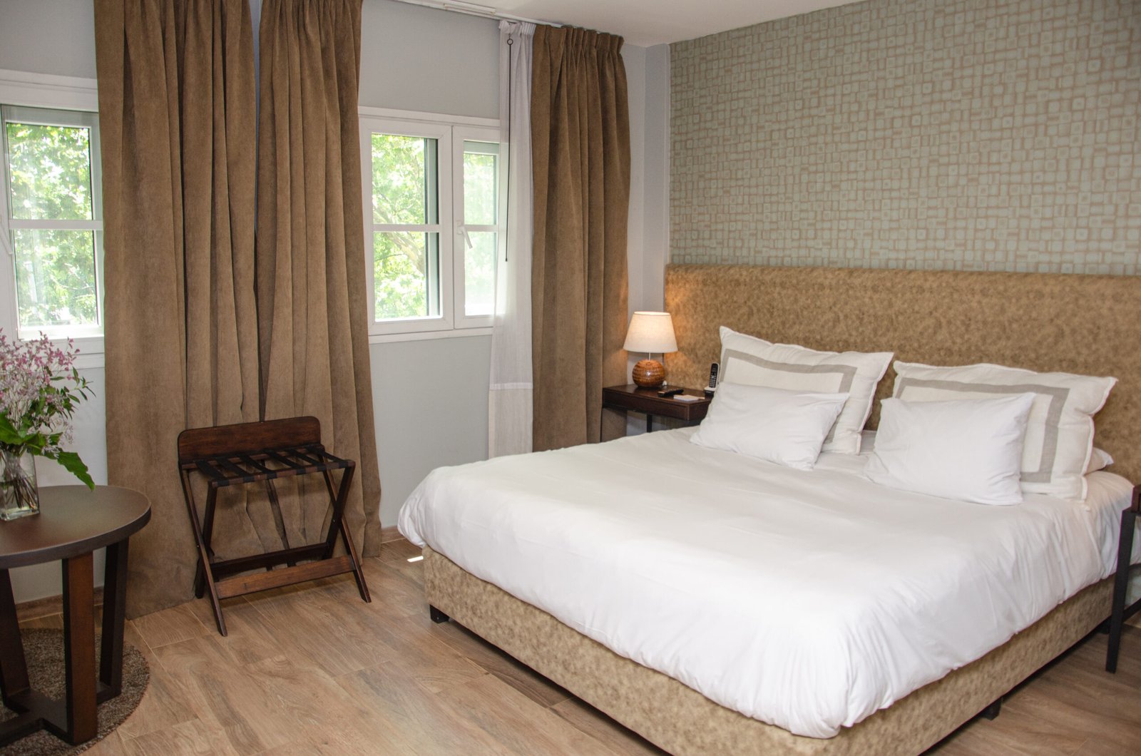 Nuss Hotel
