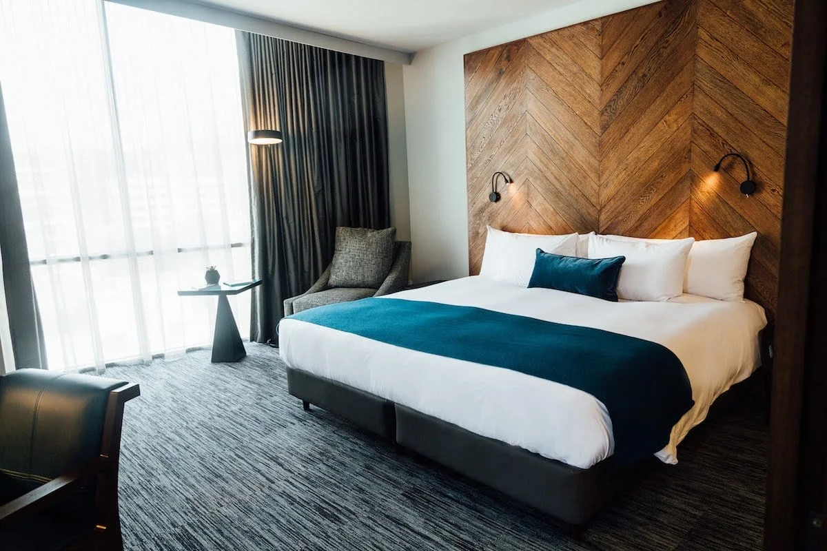 Atix-Hotel-Deluxe-Room-