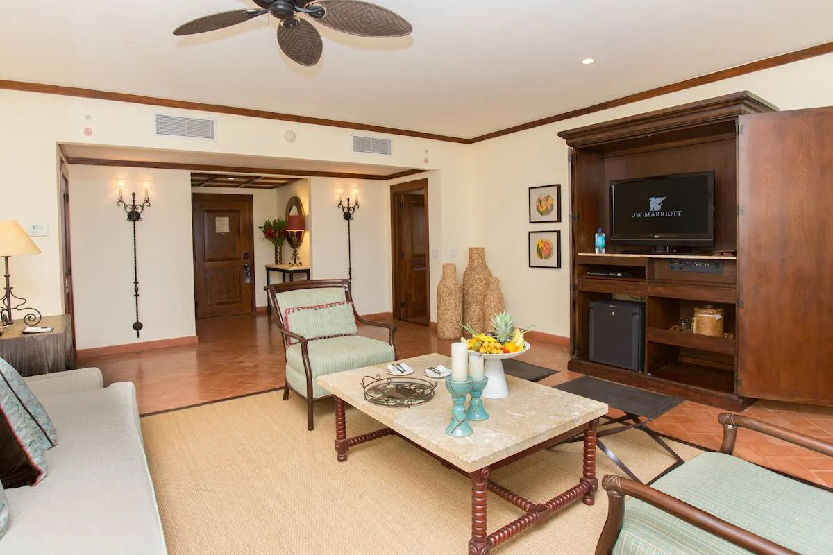 JW-Marriott-Guanacaste-Bedroom-3