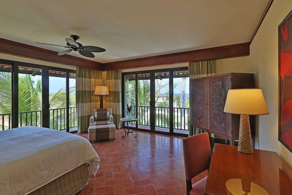 JW-Marriott-Guanacaste-Bedroom