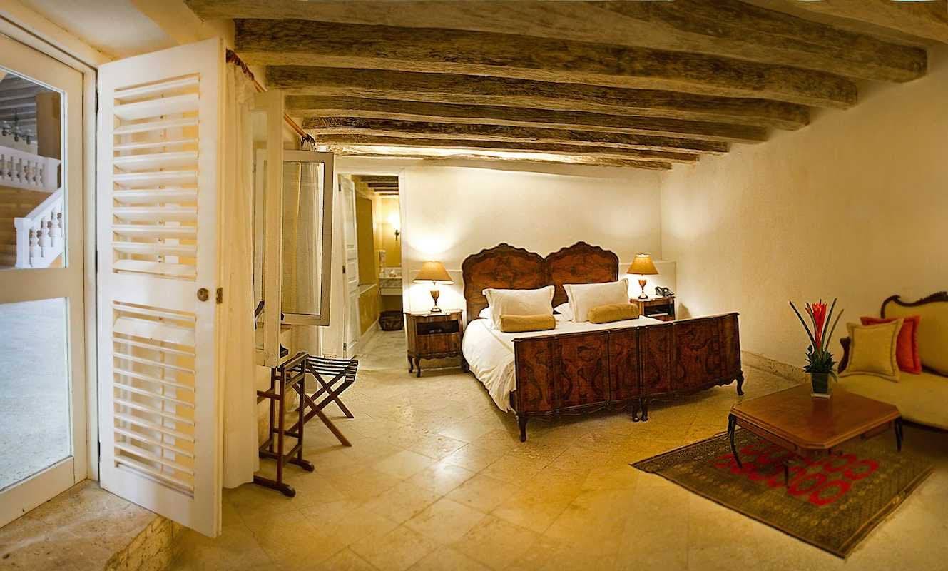 casa-pestagua-superior-room