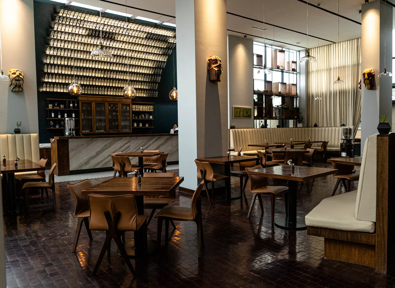 Atix Hotel Restaurant