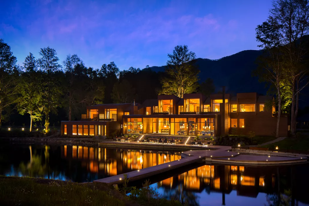 &Beyond Vira Vira exterior