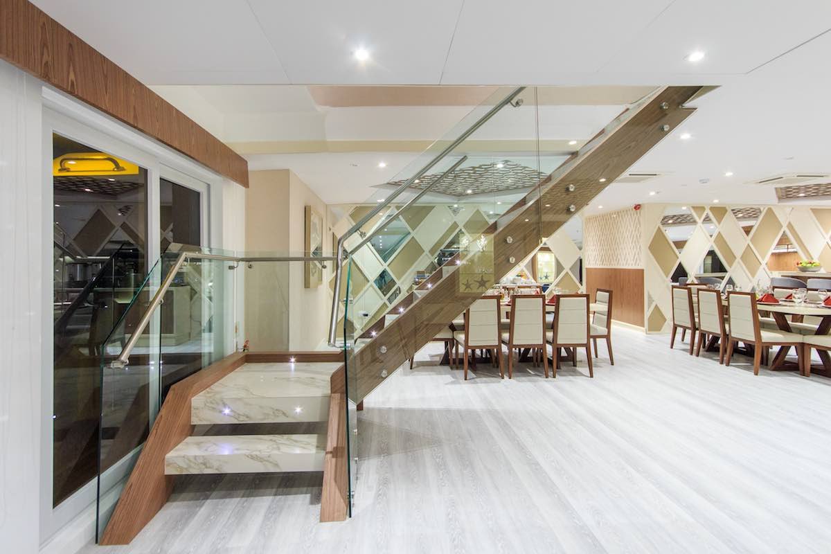 Elite-Stairway