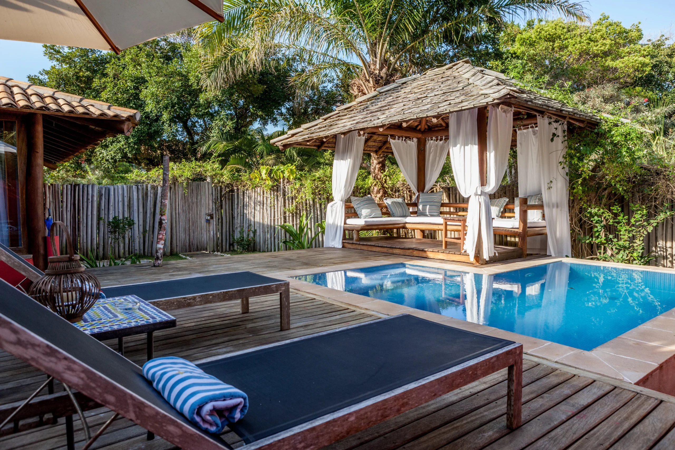 Master Bungalow Pool