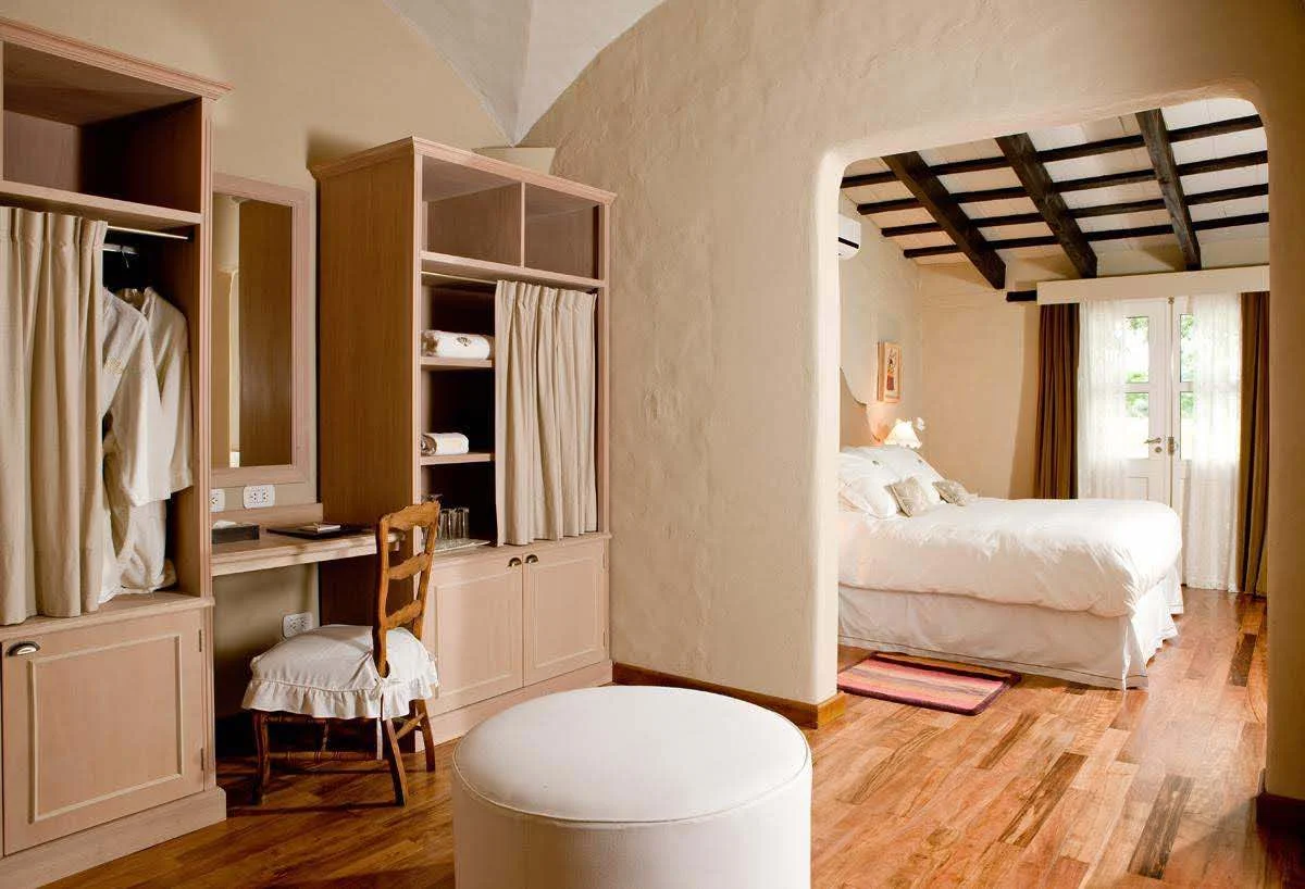 House-of-Jasmines-Suite-1