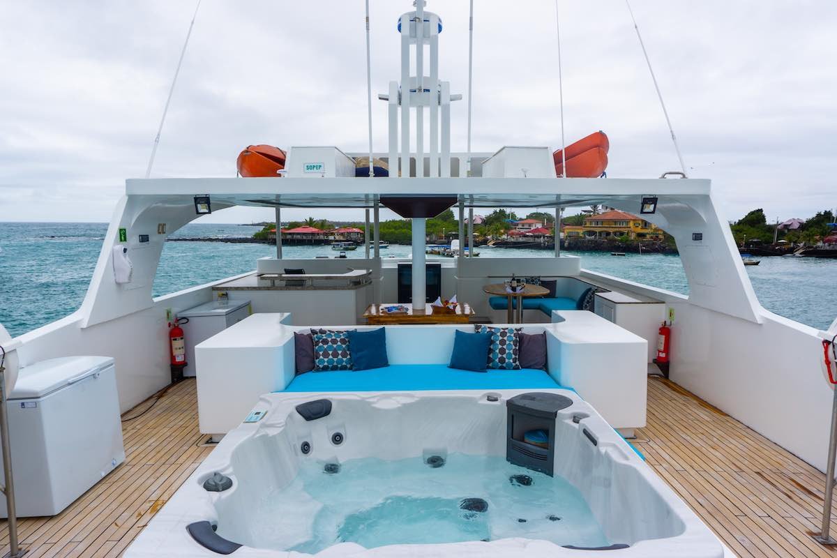 grand-majestic-sun-deck