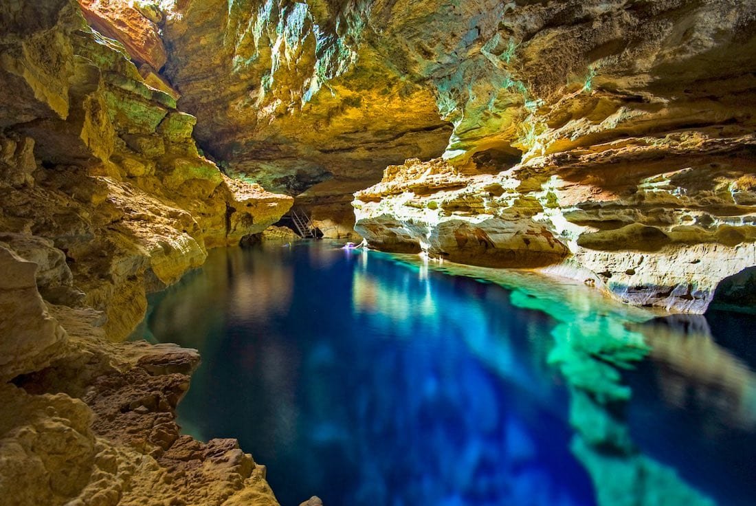 Locations of the Chapada Diamantina National Park and the town of