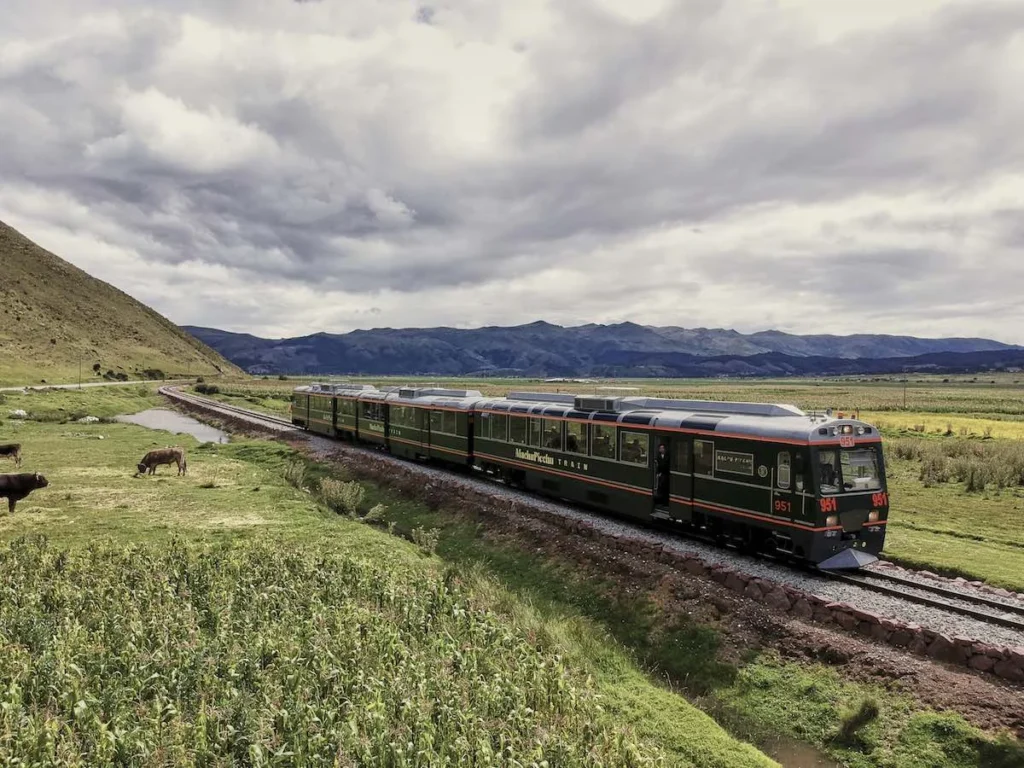 Inca Rail 360° Train
