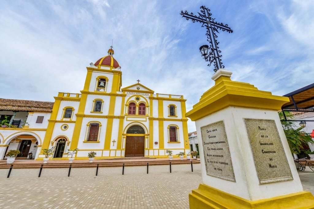 Mompox church