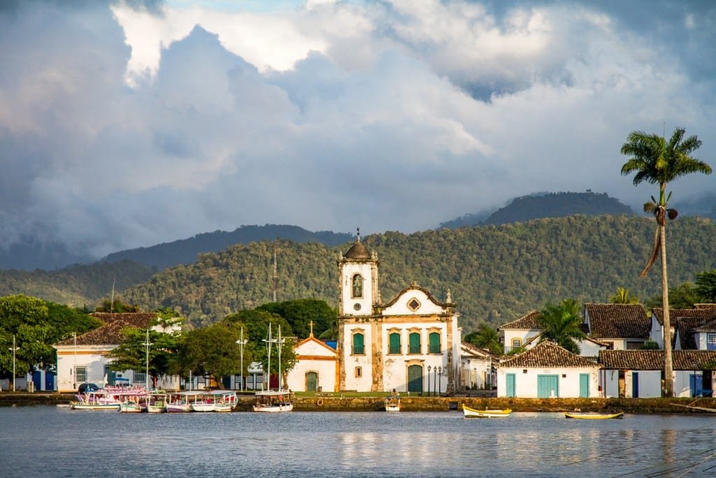 Paraty churches