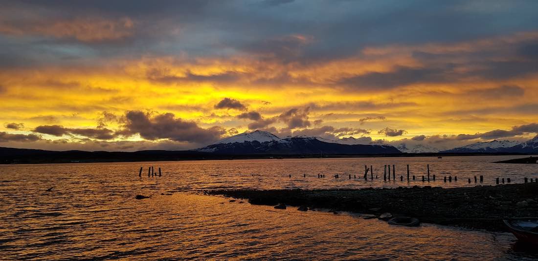 Sunset Bahia Esperanza Estancia