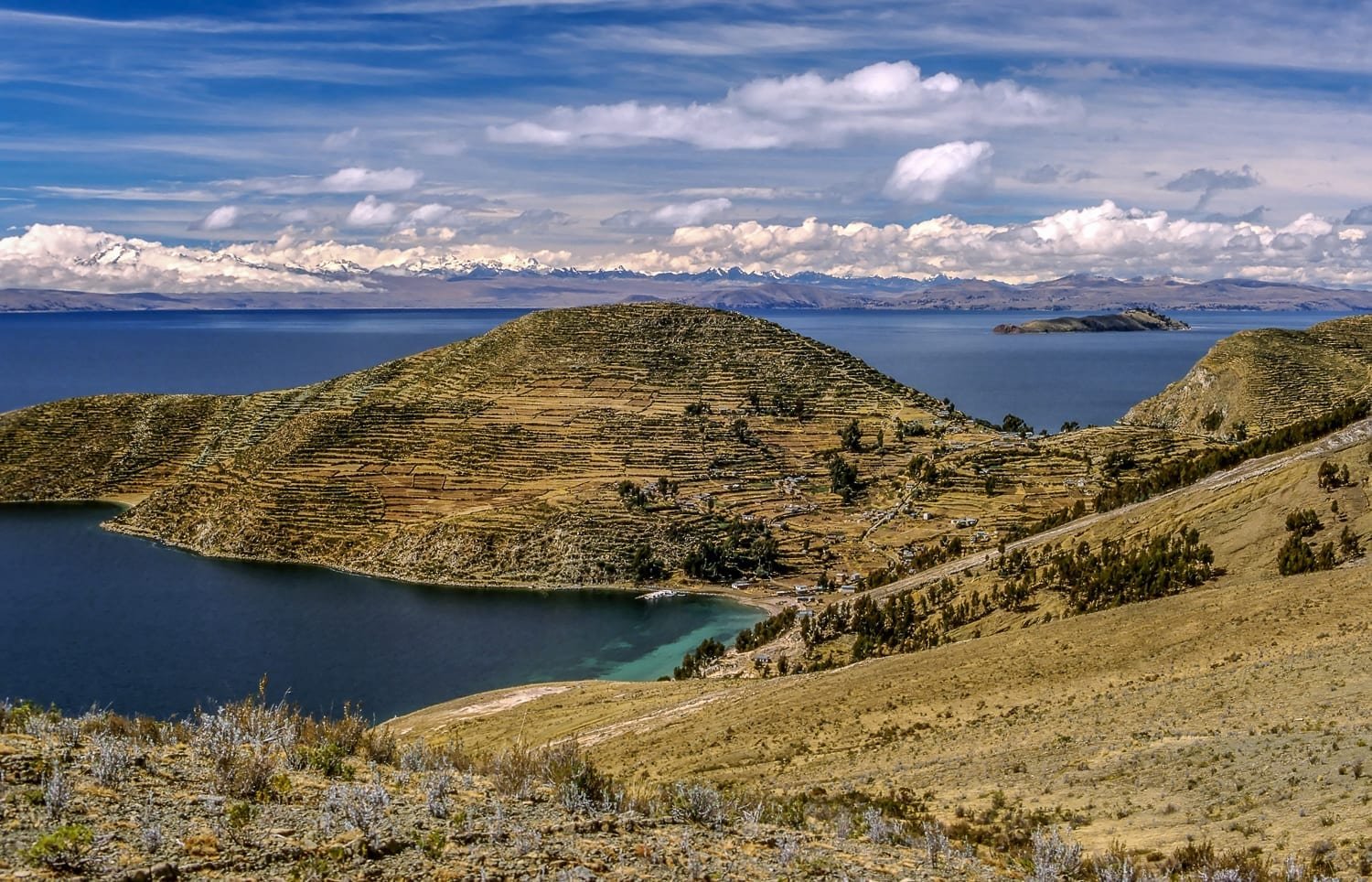 lake titicaca bolivia tour