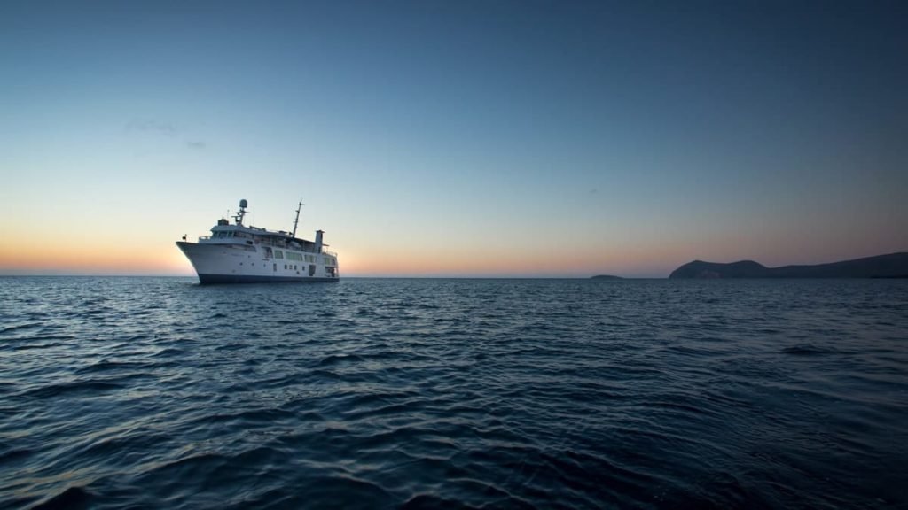 Yacht Isabela II Galapagos | Landed Travel