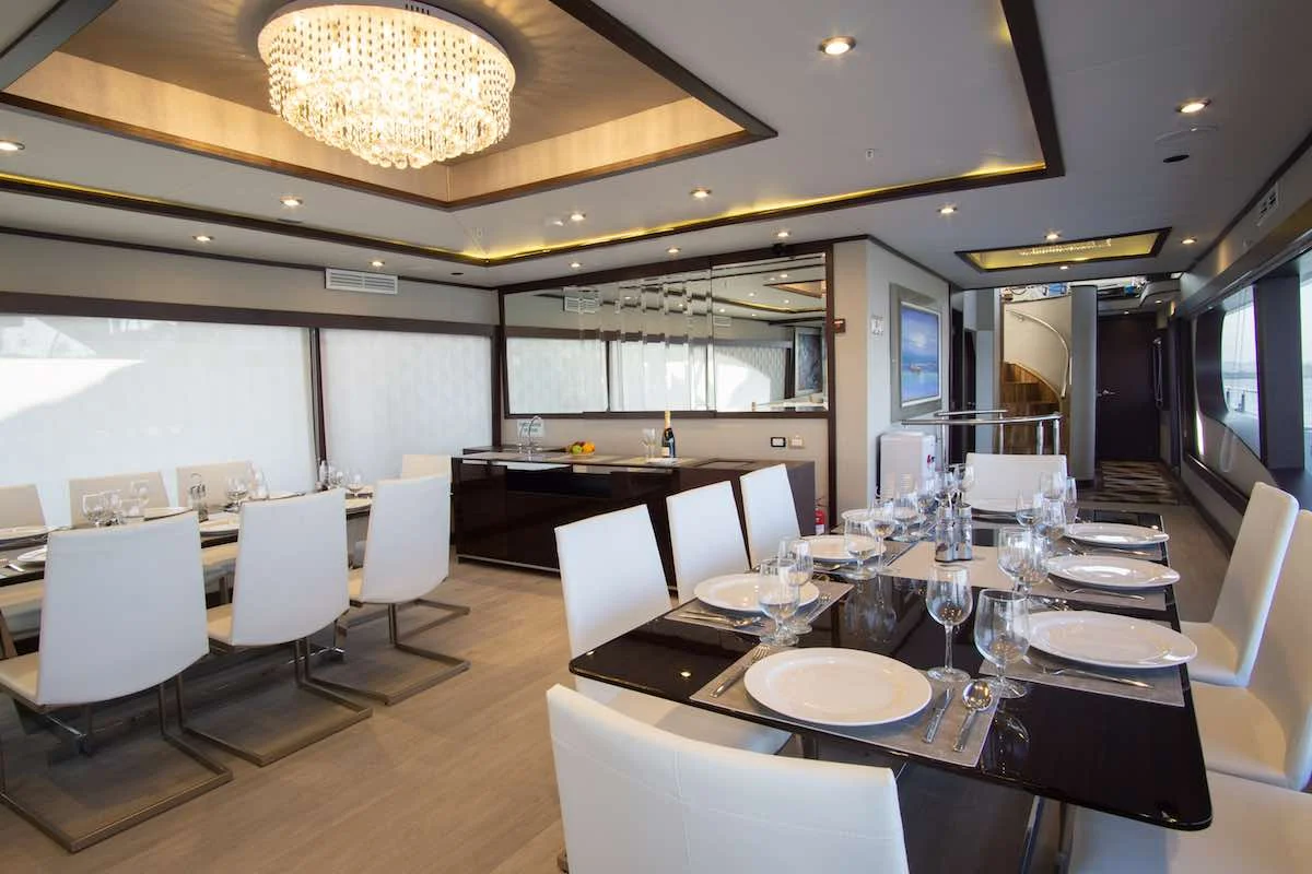 Grand Majestic Galapagos Yacht Charter