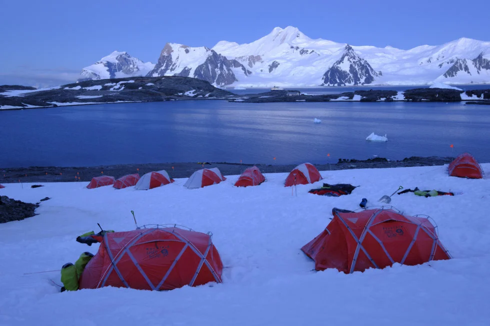 Horseshoe_Island_Polar_Latitudes-980x653-1