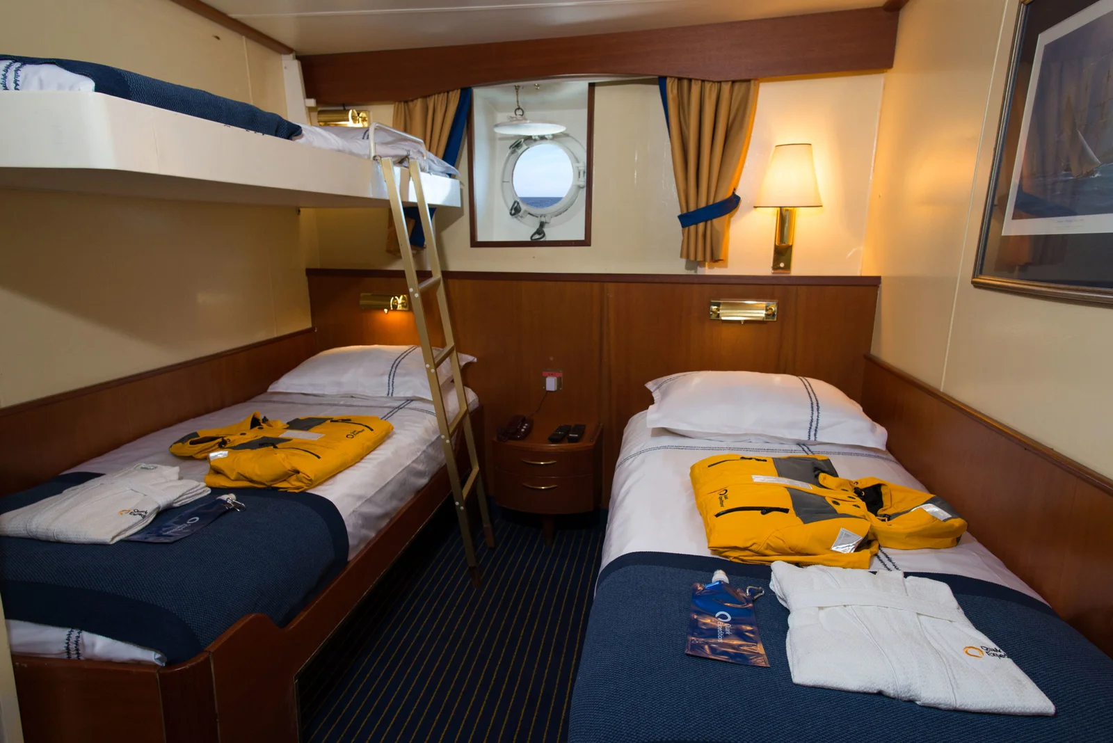 Triple Cabin