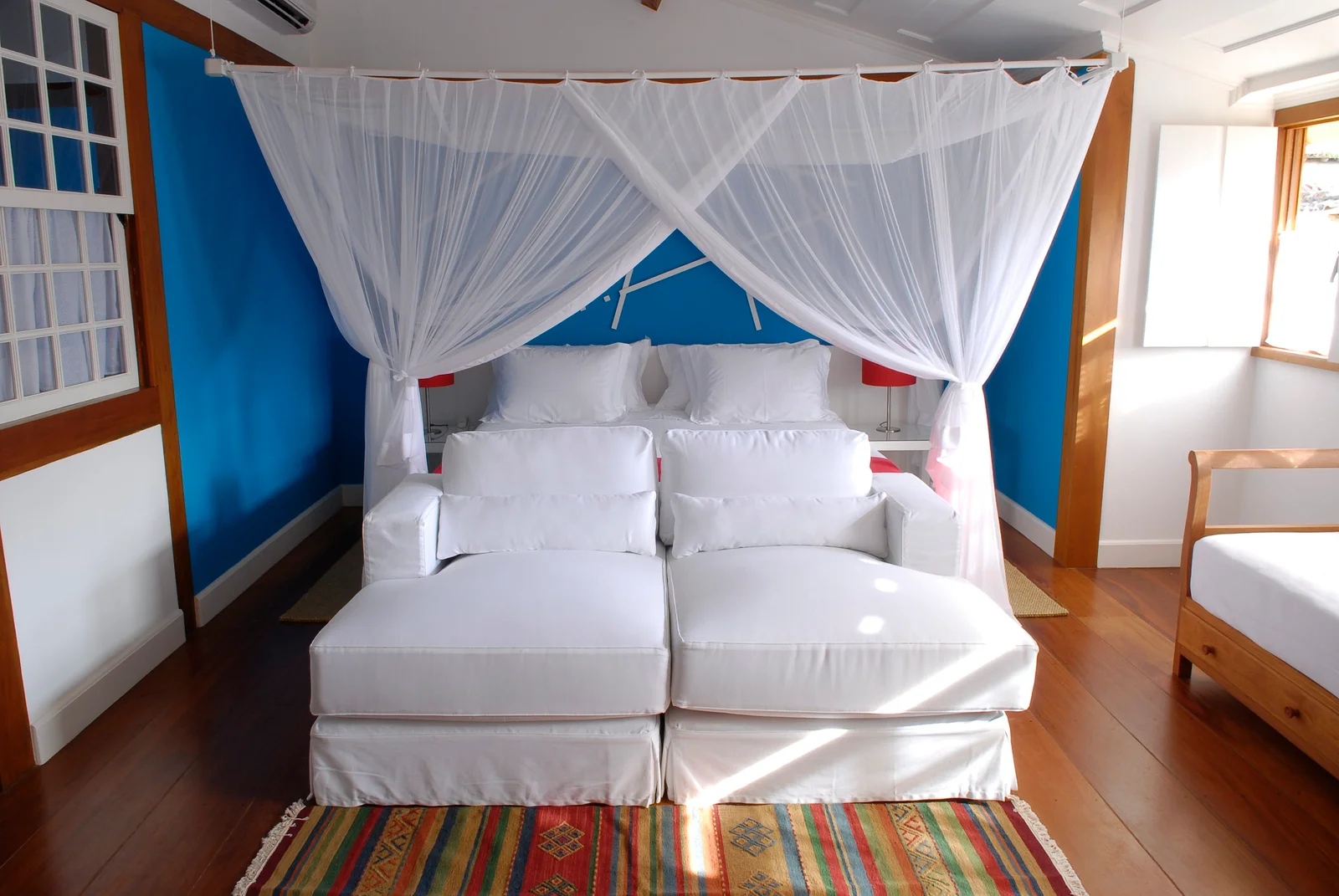 Vermelha Master Suite