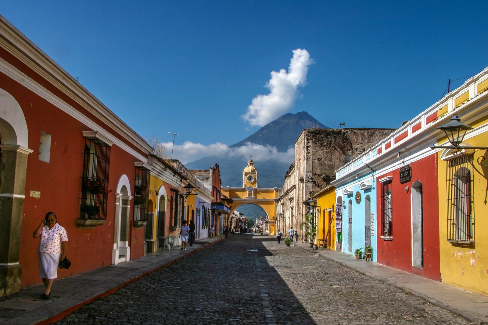 travel agency antigua guatemala