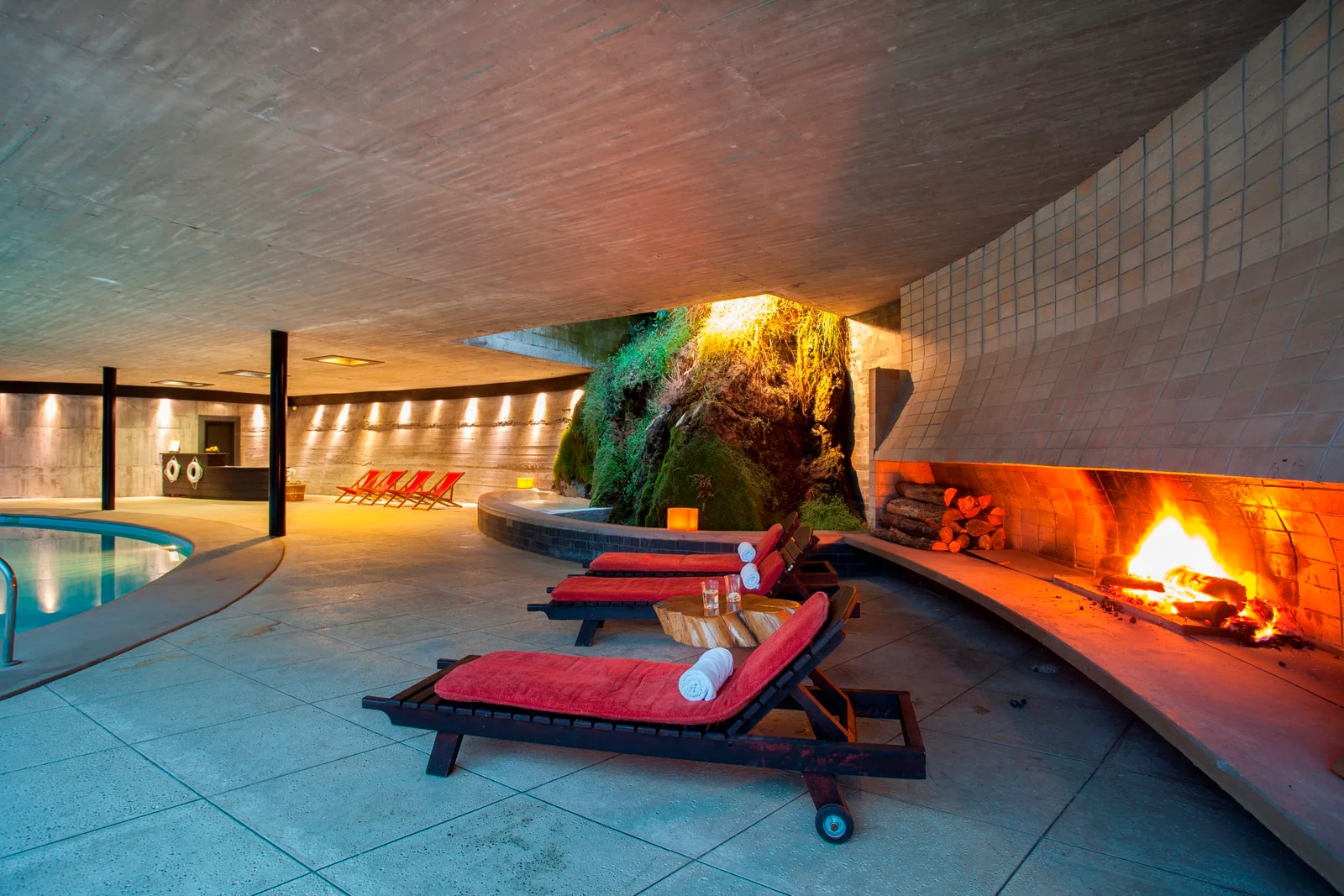 Spa Antumaco - Poolside lounge