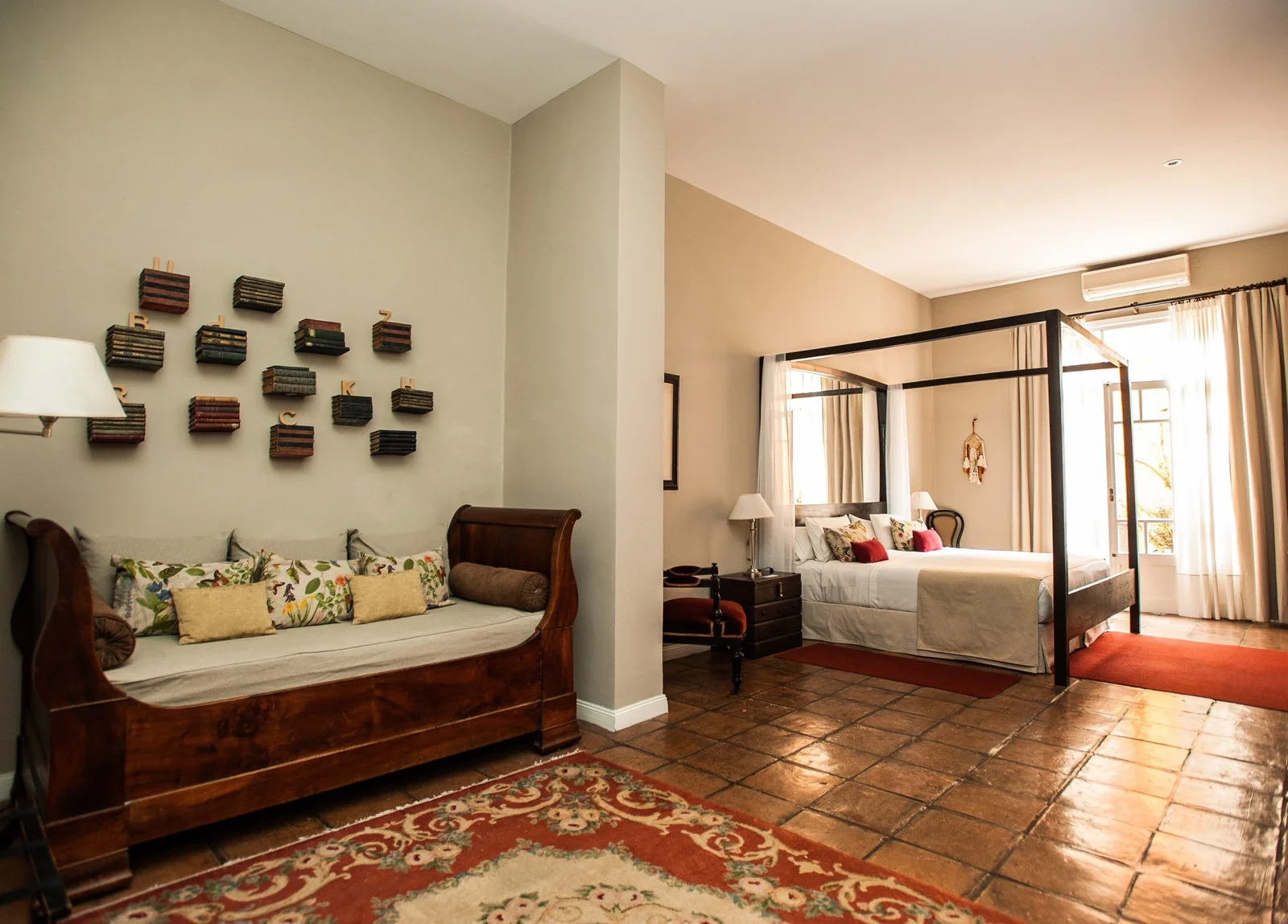 La Escritora - Mythical Deluxe Room