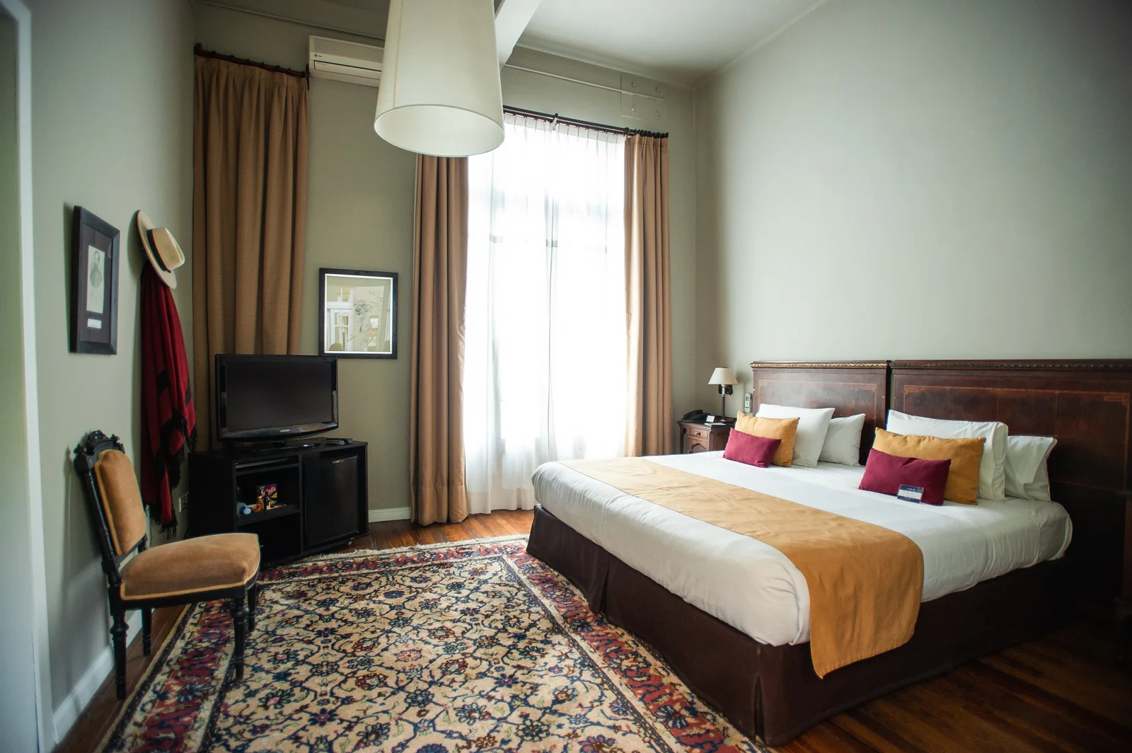 The Hidalga - Mythical Classic Room