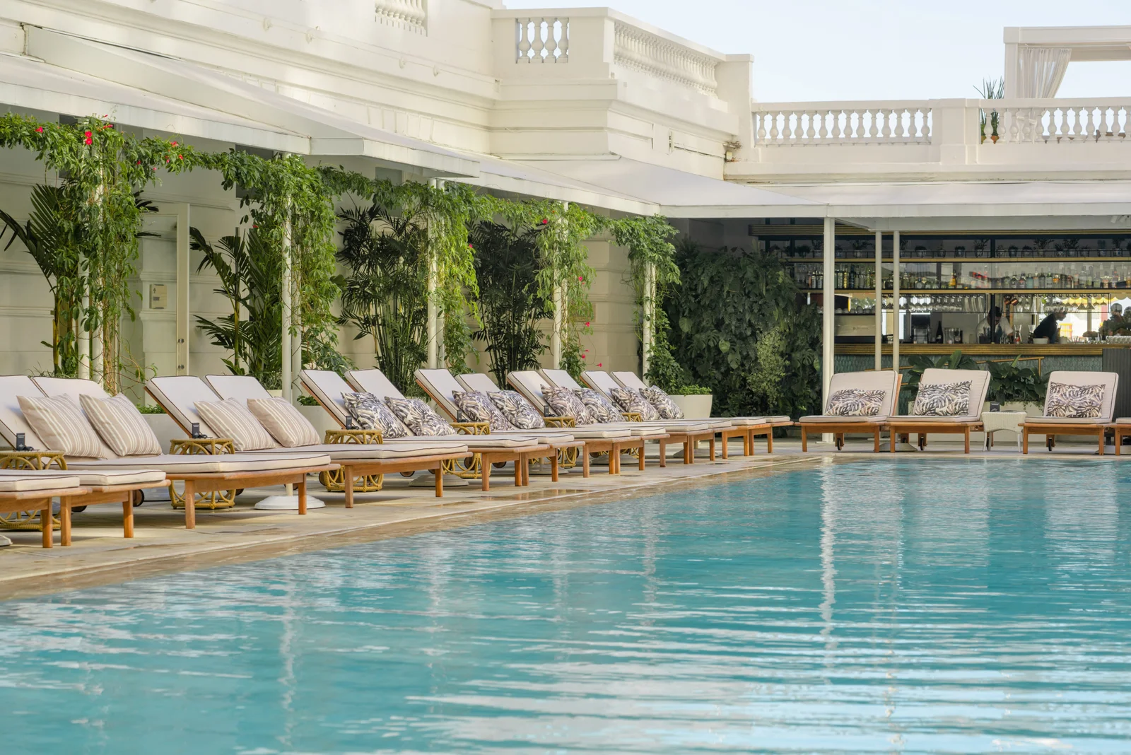belmond-copacabana-palace-pool1-scaled-1