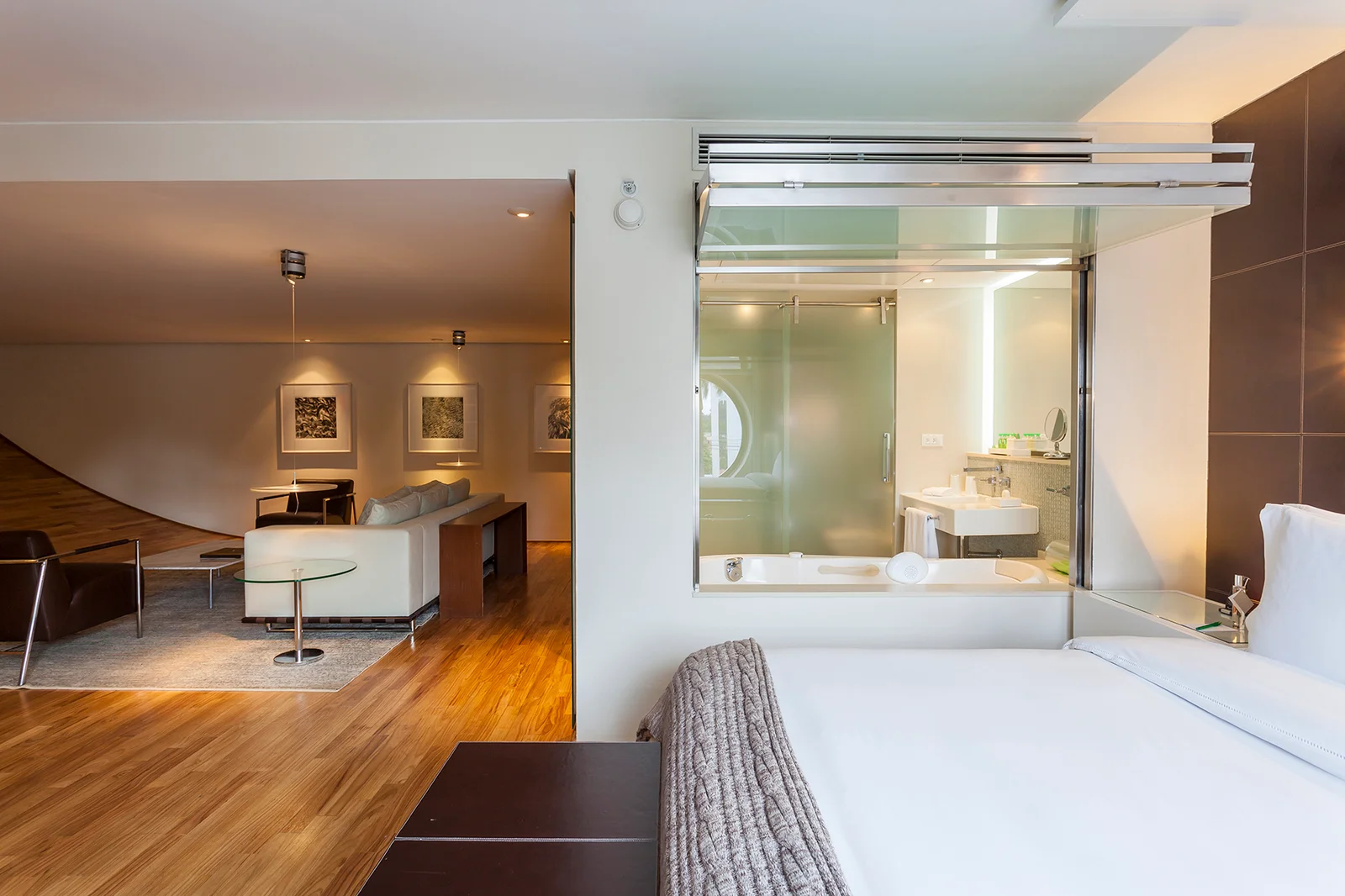 Broadway suite