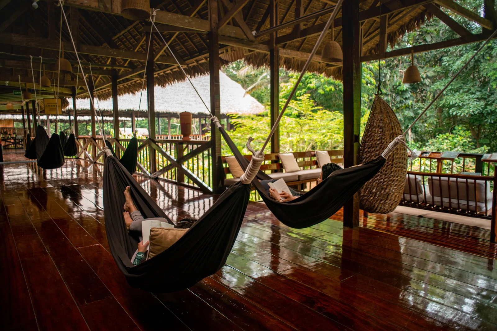 Common area hammocks