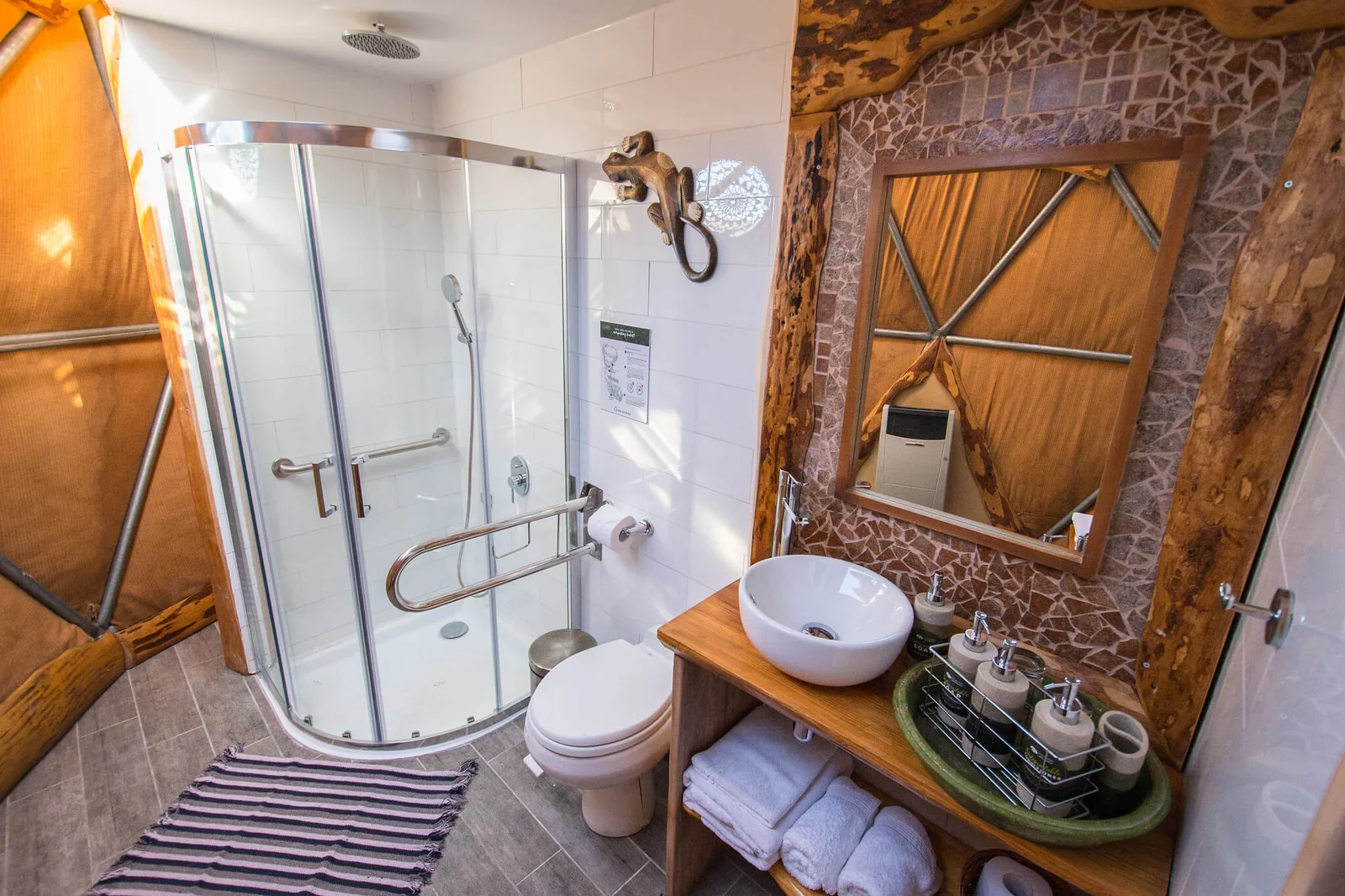 EcoCamp Patagonia Bathroom
