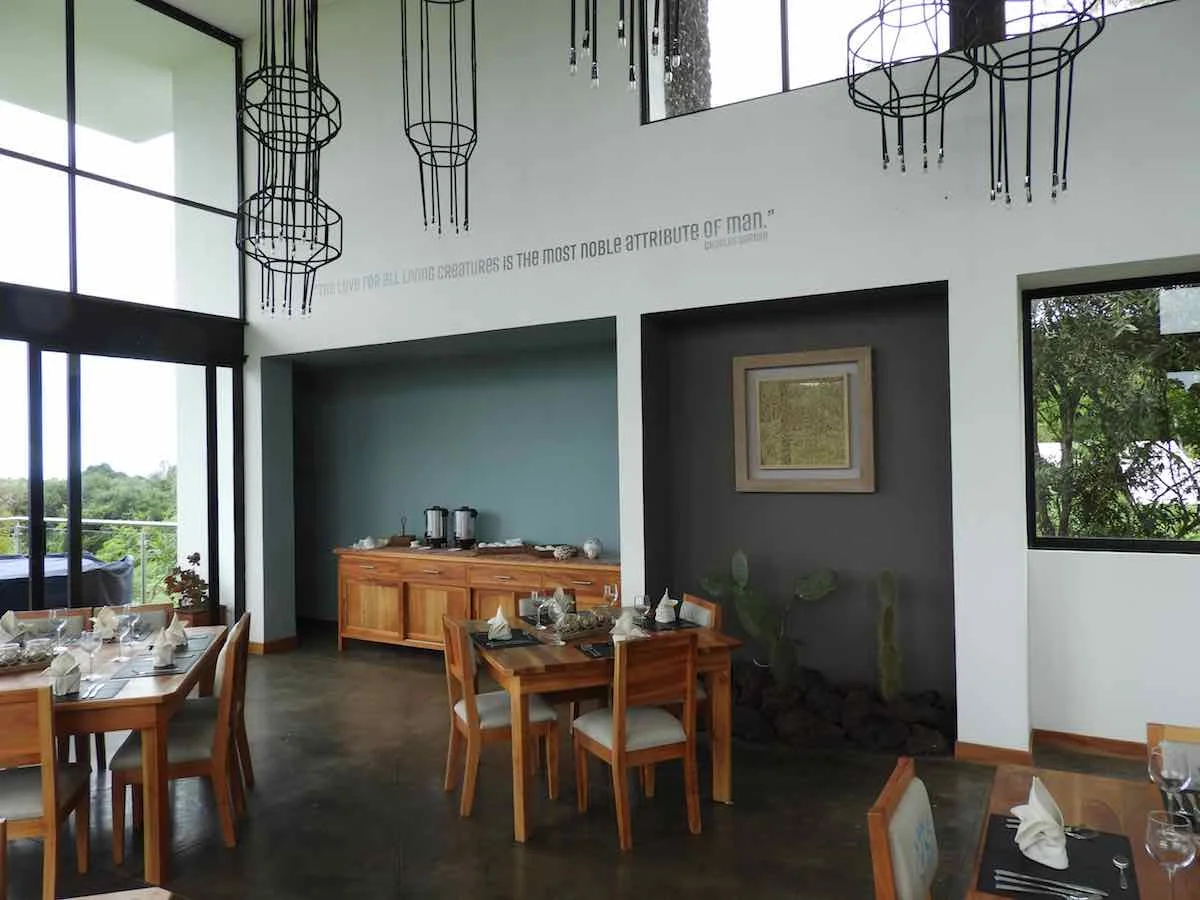 Scalesia Lodge Exterior