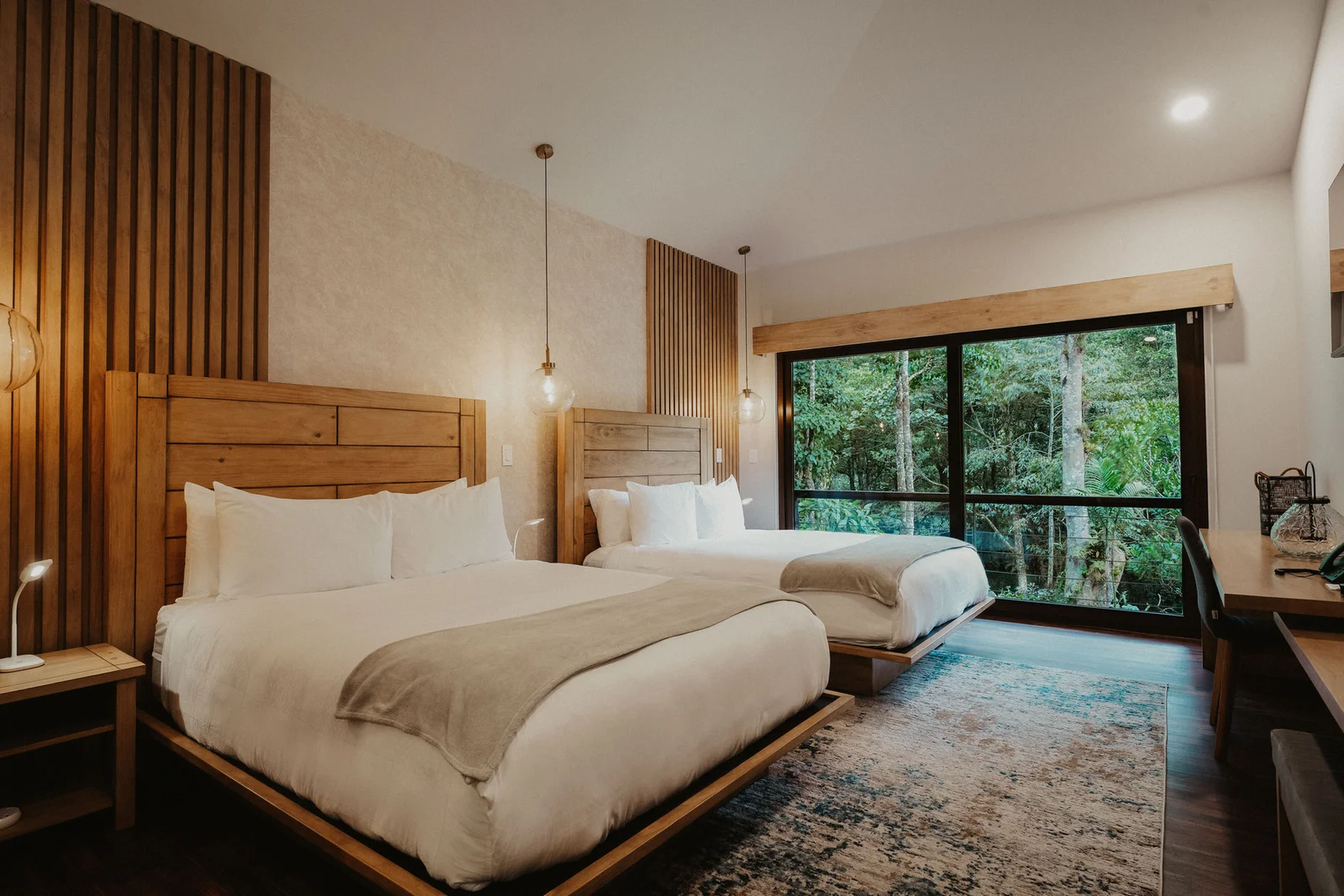 El Silencio Lodge Two-Bedroom Villa