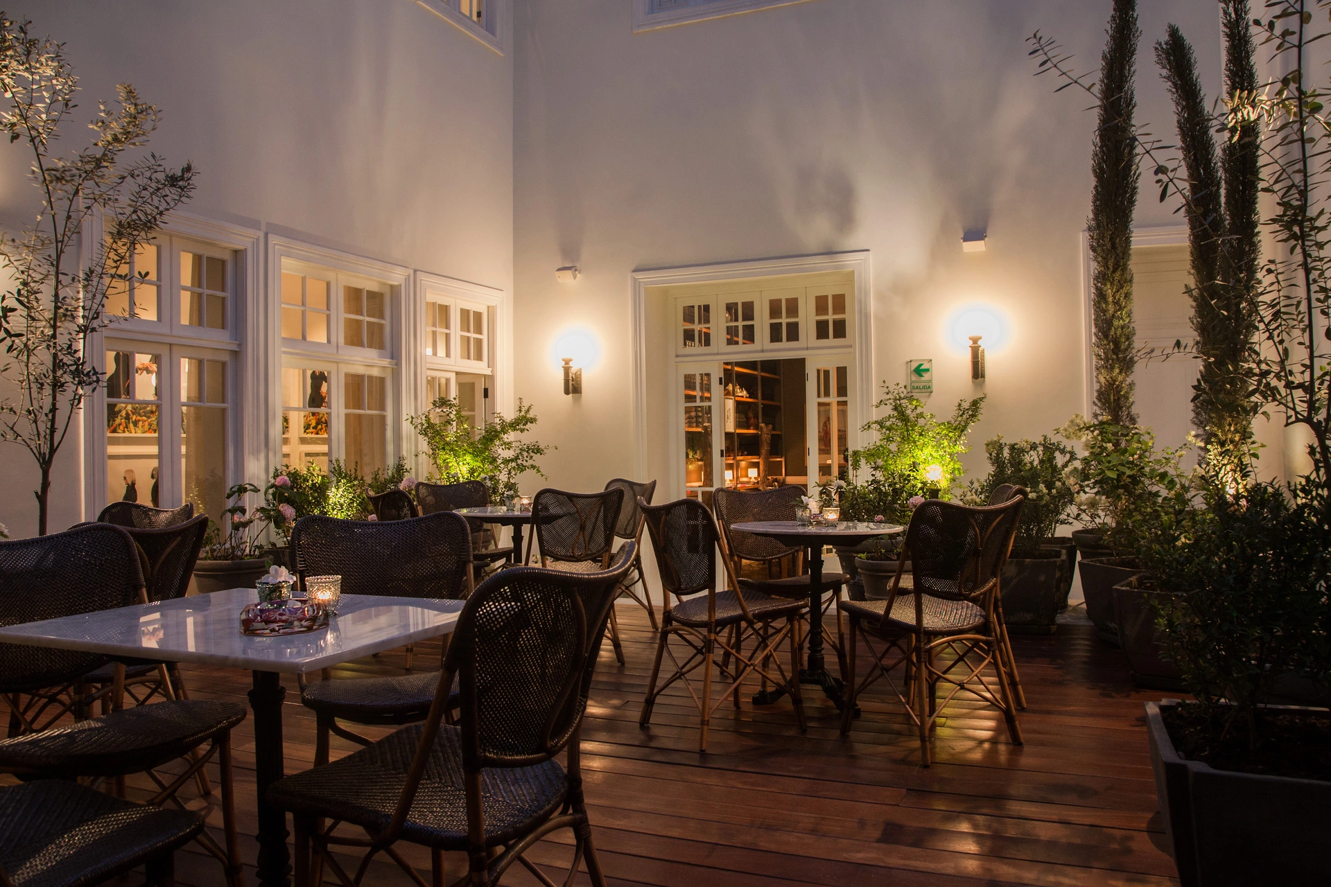 Hotel B patio