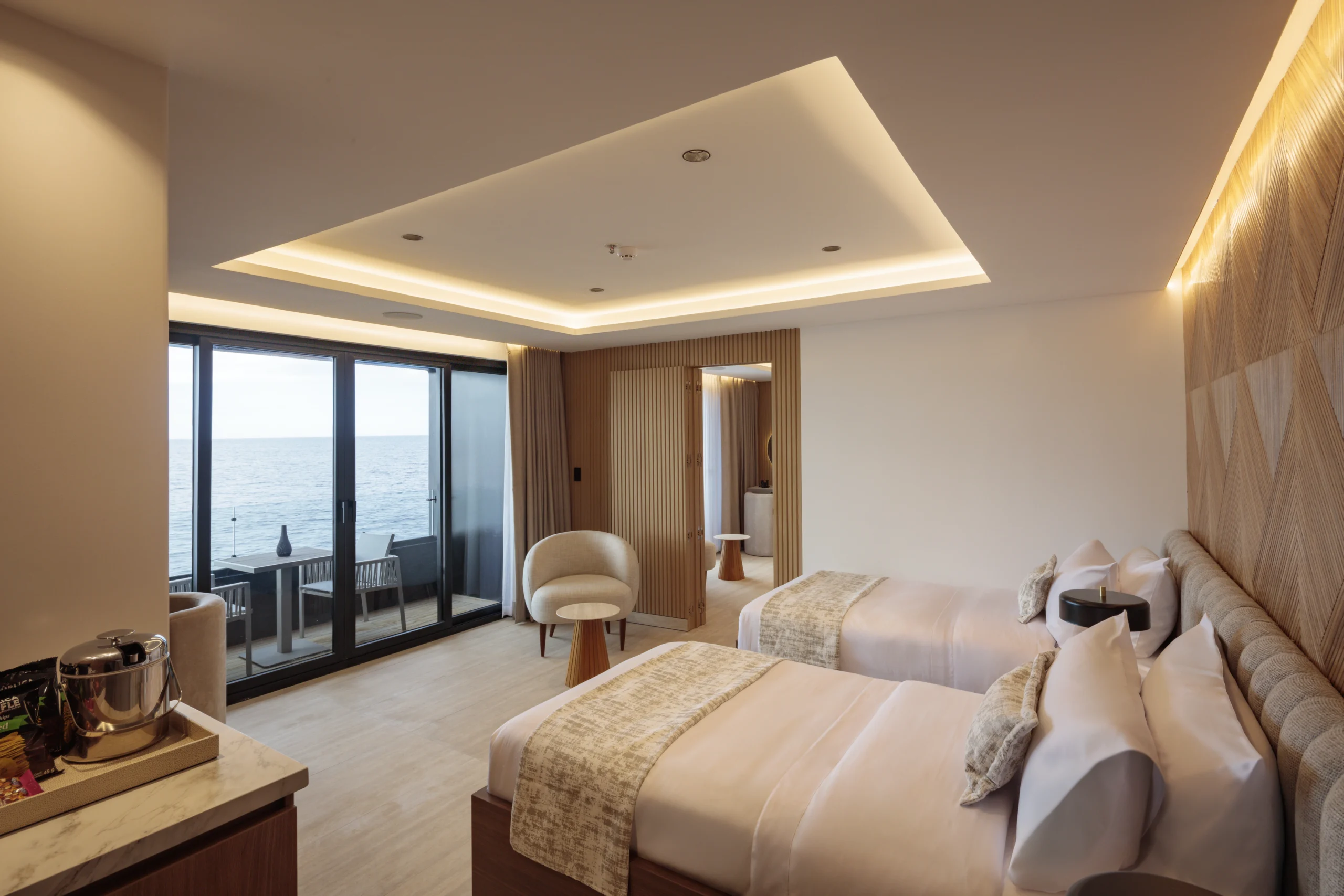 Twin Suite- Hermes Galapagos Mega Catamaran