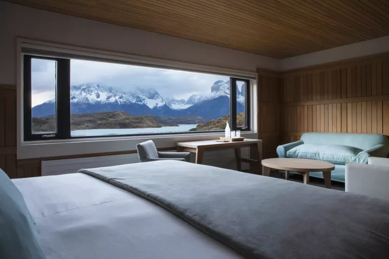 Explora Patagonia -Exploradores Suite - Paine Massif