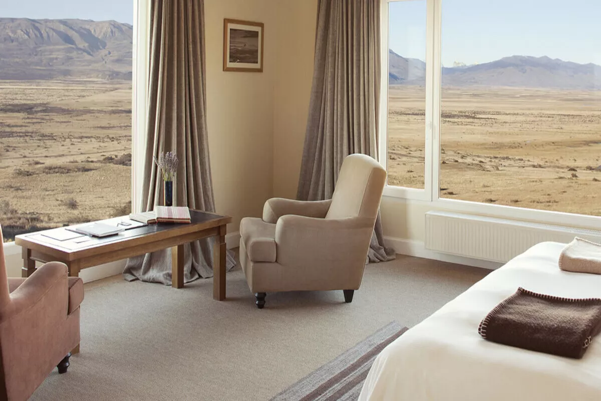 Eolo Corner Room - double outside view