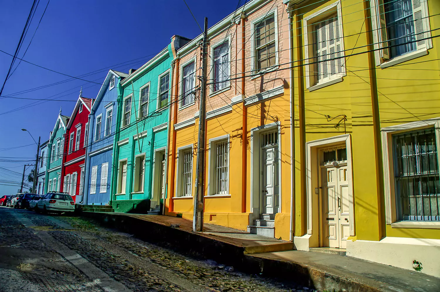 Chile Valparaiso Colorful Houses 